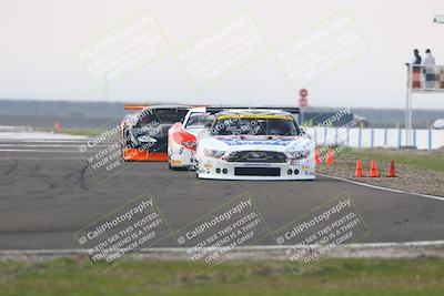 media/Jan-18-2026-CalClub SCCA (Sun) [[8bc6468723]]/Group 5 Race/Turn 1/